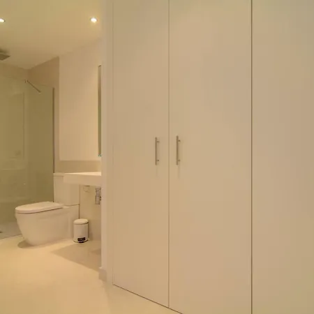 Brand New 3 Bedroom Penthouse In Belaire With Solarium, Terrace And Pools Estepona