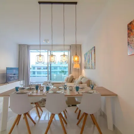 Lägenhet Brand New 3 Bedroom Penthouse In Belaire With Solarium, Terrace And Pools Estepona