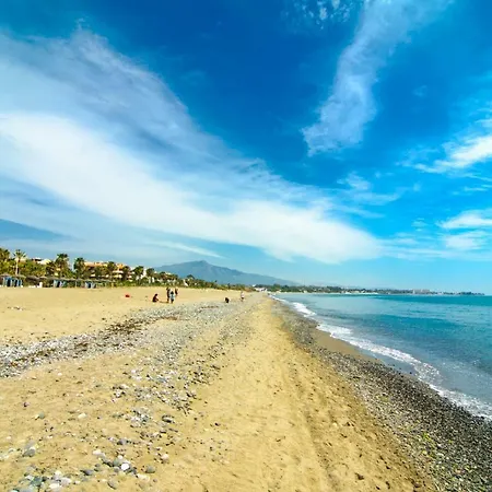 Brand New 3 Bedroom Penthouse In Belaire With Solarium, Terrace And Pools Apartment Estepona